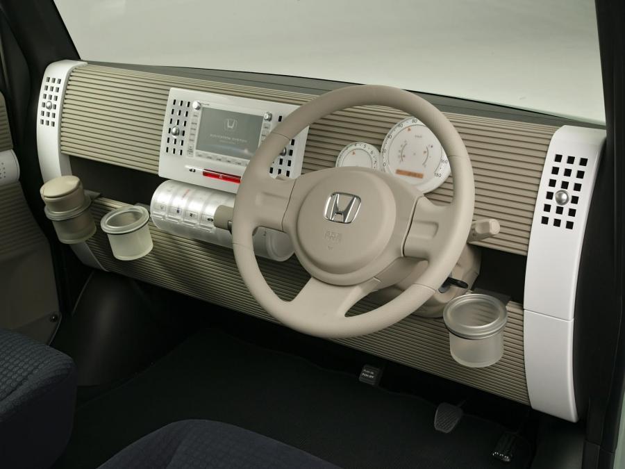  Honda Step Bus Concept 2006 года  (фото 4 из 12)